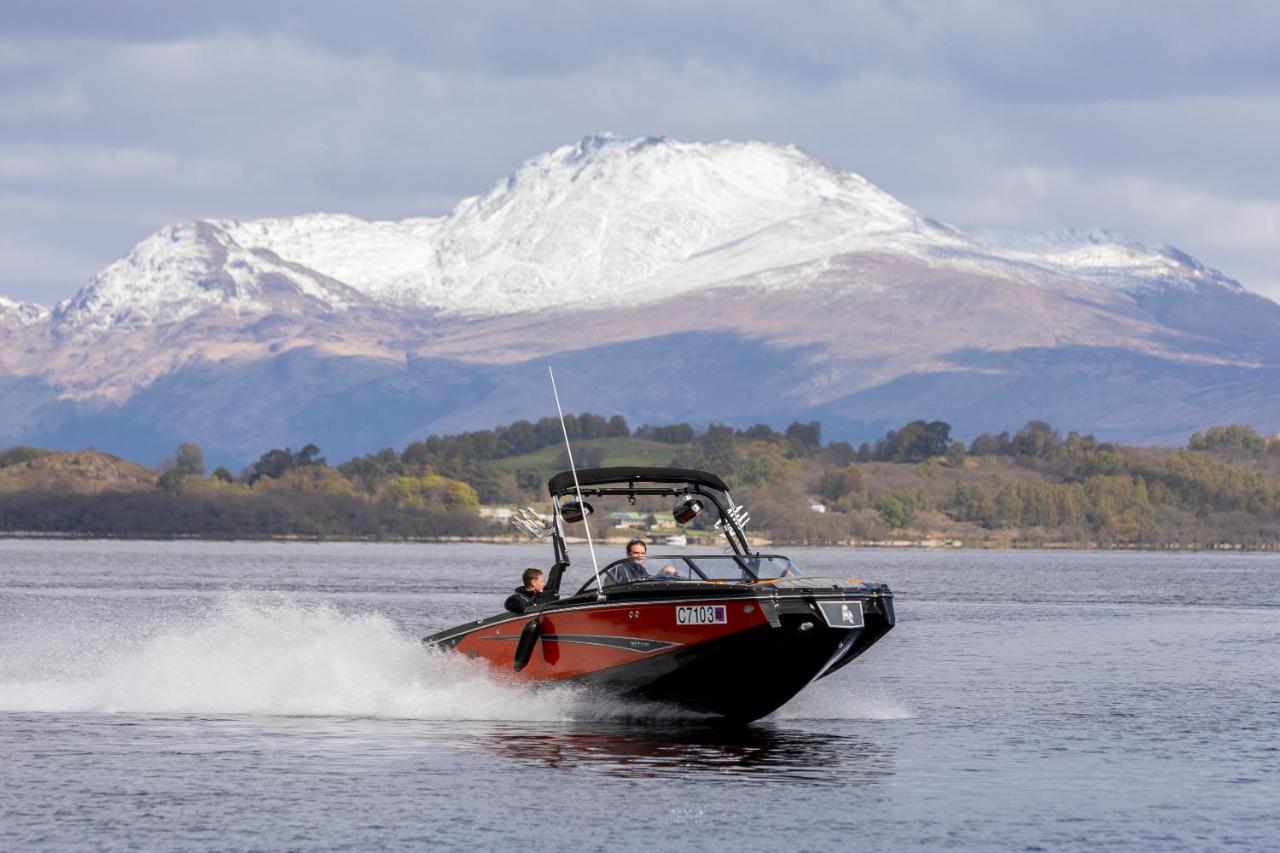 Cameron House On Loch Lomond Alexandria Extérieur photo A motor launch on Loch Lomond