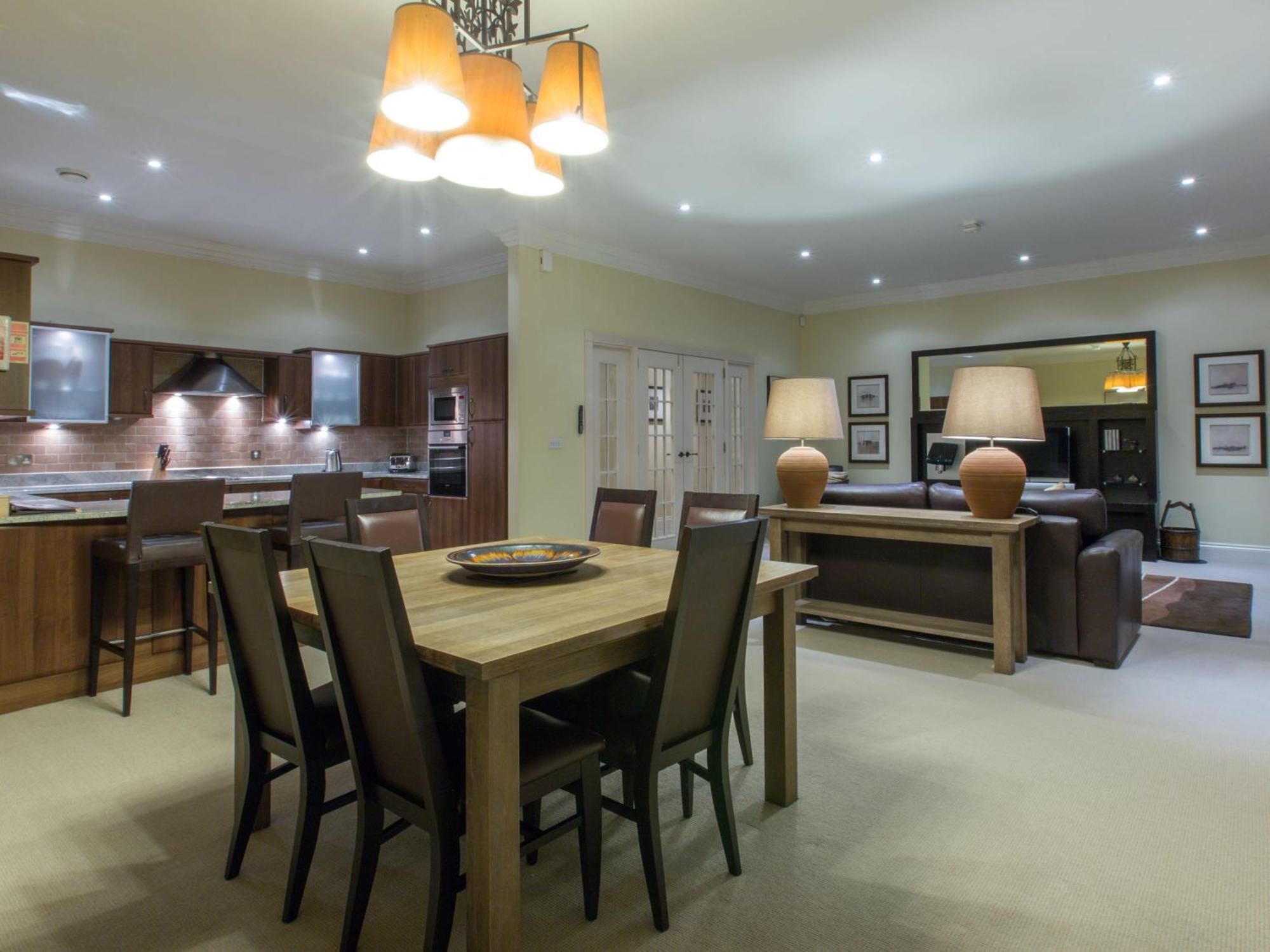 Cameron House On Loch Lomond Alexandria Extérieur photo A typical apartment interior