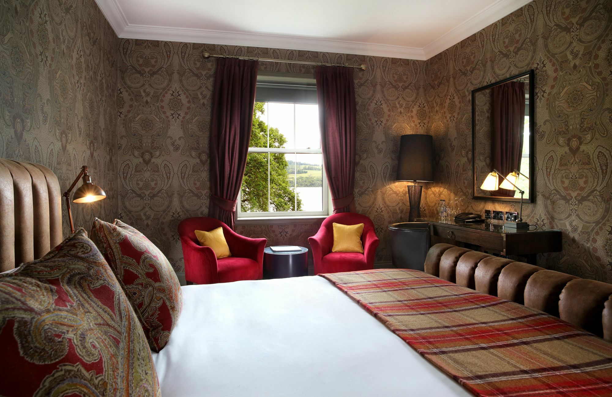 Cameron House On Loch Lomond Alexandria Extérieur photo A bedroom at the hotel