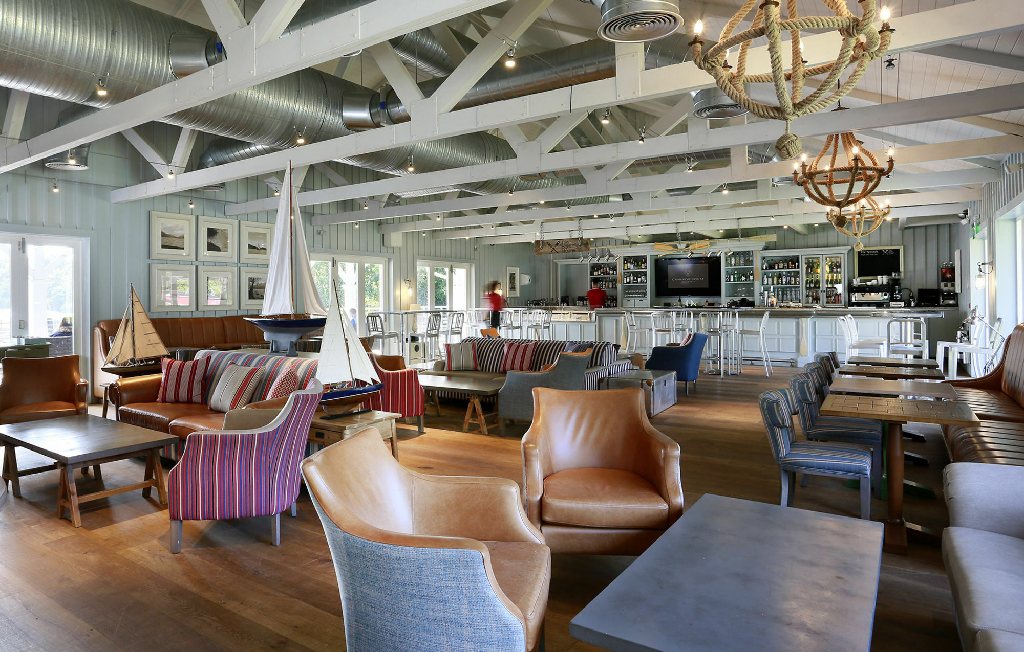 Cameron House On Loch Lomond Alexandria Extérieur photo The interior of the club